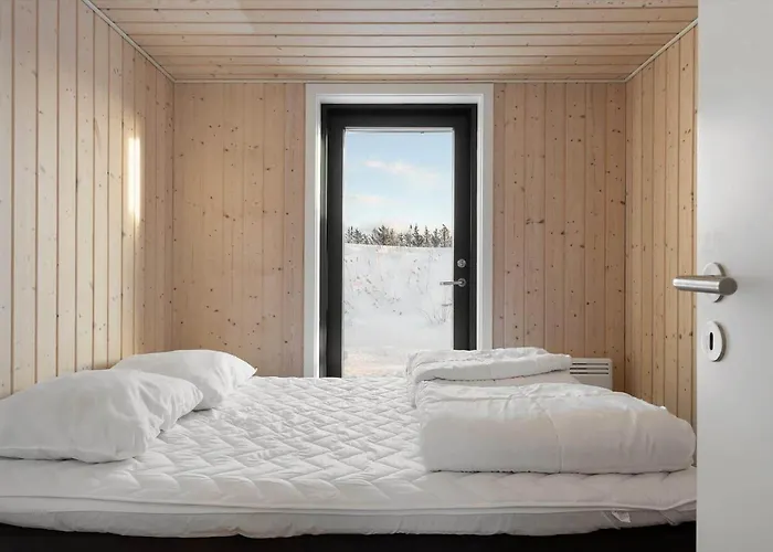 Ln2050-tornby-kragemarken-27 * Tornby Strand